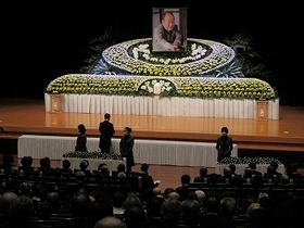 写真：故加藤孝造氏追悼式2