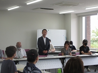 写真：第1回多治見市の国民健康保険事業の運営に関する協議会