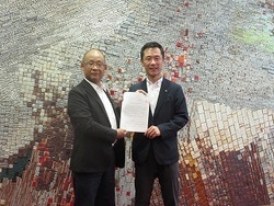 写真：自治労岐阜県本部等から要望書受領1