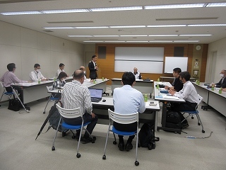 写真：多治見駅南地区市街地再開発組合理事会