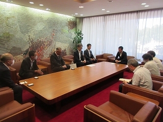 写真：面談（東濃鉄道株式会社）