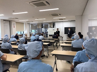 写真：就任に伴うご挨拶1