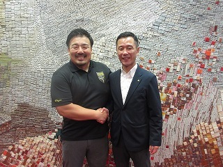 写真：面談（中部大学ラグビー部監督）