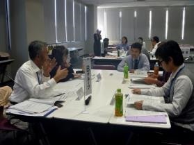 写真：討議会