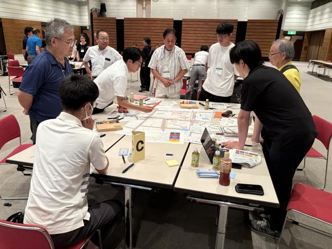 写真:第2回ワークショップの様子