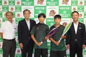 写真：全国中学校体育大会出場者の激励会