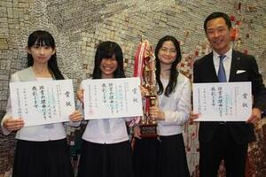 写真：多治見北高校放送部全国大会出場報告