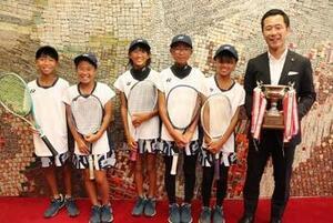 写真：全日本小学生ソフトテニス選手権大会出場報告