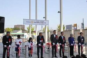 写真：国際交流書画展示会1