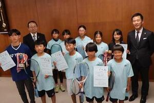 写真：全国小学生ソフトテニス大会出場報告