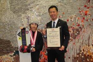 写真：スノーボード全国大会準優勝報告