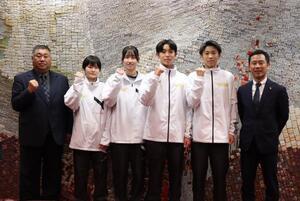 写真：JOCジュニアオリンピック中学生バレーボール大会出場報告