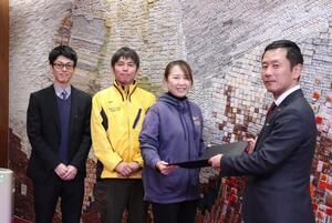 写真：孤立死ゼロ虐待死ゼロのまち感謝状授与式