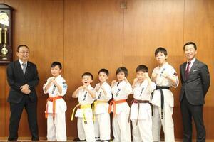 写真：空手全国大会出場報告