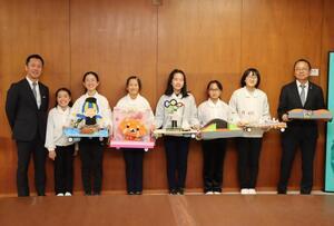 写真：全国少年少女チャレンジ創造コンクール全国大会出場報告