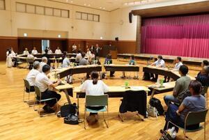 写真：市長・教育長と語る会1