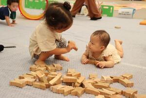 写真：たじみこども室内あそびばでの様子1