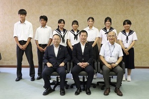 写真：全国中学校体育大会出場者激励会