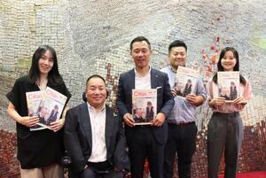 写真：シーファン発刊報告