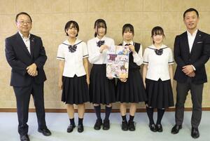 写真：全国高等学校漫画選手権大会出場報告