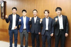 写真：全日本クラブ卓球選手権大会出場報告