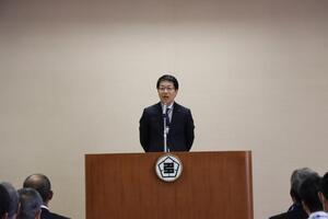 写真：鈴木副市長