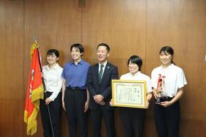 写真：剣道大会出場選手市長表敬訪問