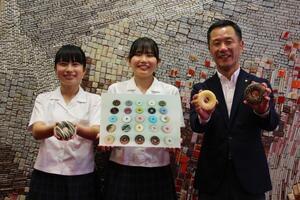 写真：多治見工業生と市長