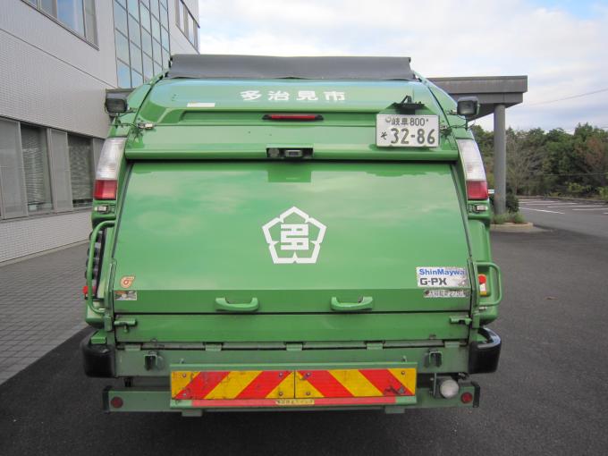 写真：パッカー後方面