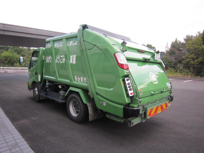 写真：パッカー斜め後ろから