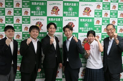 写真:卓球表敬訪問2