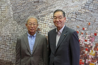 写真:サッカー表敬訪問