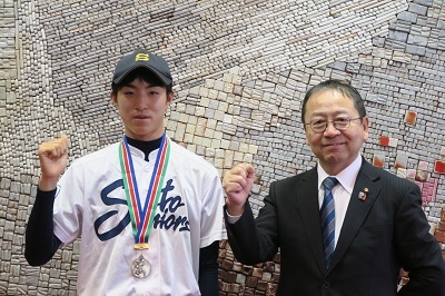 写真:野球表敬訪問