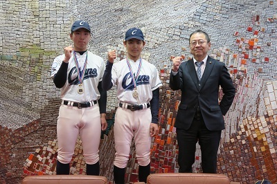 写真:野球表敬訪問