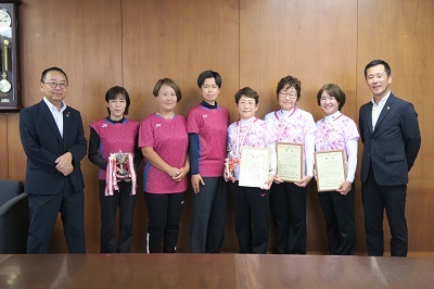 写真:ソフトテニス表敬訪問