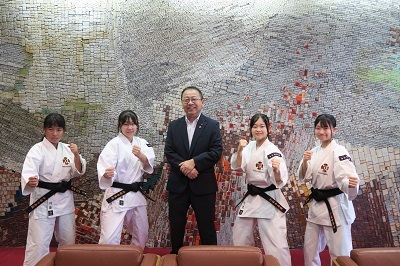 写真:少林寺表敬訪問