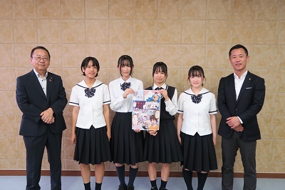 写真：漫画表敬訪問