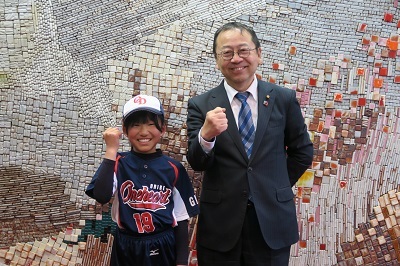 写真:22日(金曜日)ソフトボール表敬訪問