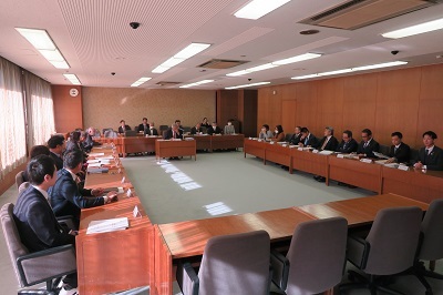写真:本庁舎建設に関する特別委員会