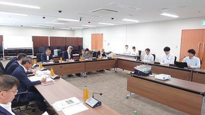 写真：総務常任委員会三田市