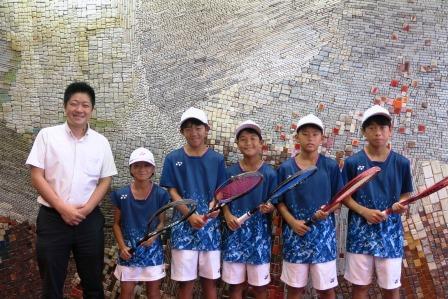 写真：ソフトテニス表敬訪問