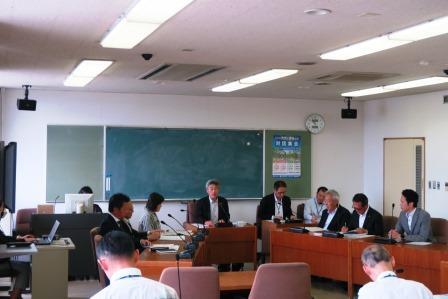 写真：6月1日総務常任委員会