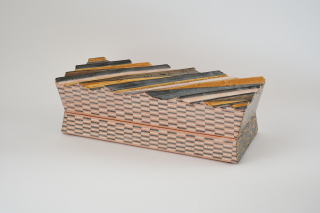 写真：志野彩文陶筥