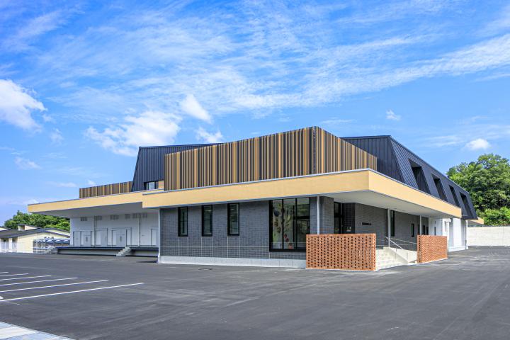写真:食育センター外観 南東面