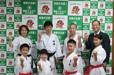 写真：中学生空手道選手権大会、日本スポーツマスターズ2025出場者表敬訪問