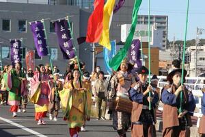 写真：多治見まつり武者行列