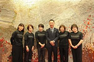 写真：第61回全国卓球選手権大会出場選手表敬訪問