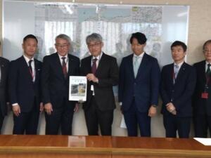 写真：東濃幹線道路整備促進協議会要望