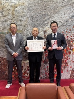 写真：金子様寄附感謝状贈呈式