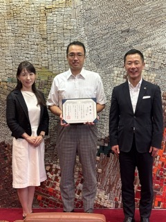 写真：感謝状贈呈式（株式会社カカム）